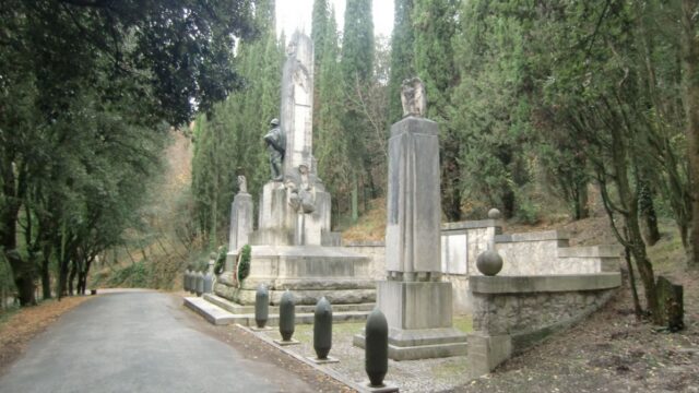 Monumento ai caduti (ai Cappuccini)