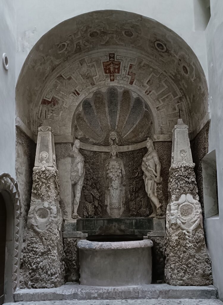Ninfeo di palazzo Racani Arroni