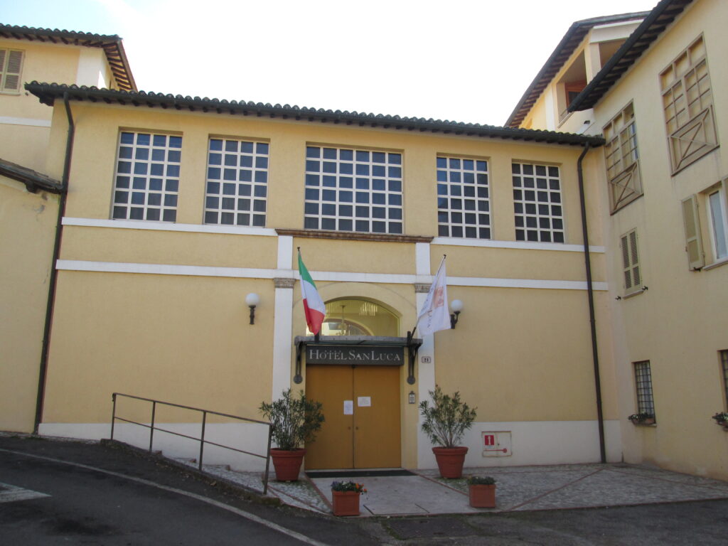 Palazzo Via Fonte Pescaia