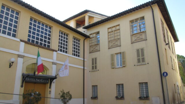 Palazzo Via Fonte Pescaia 2