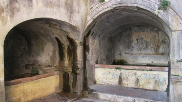 lavatoi piazza Duomo (1)