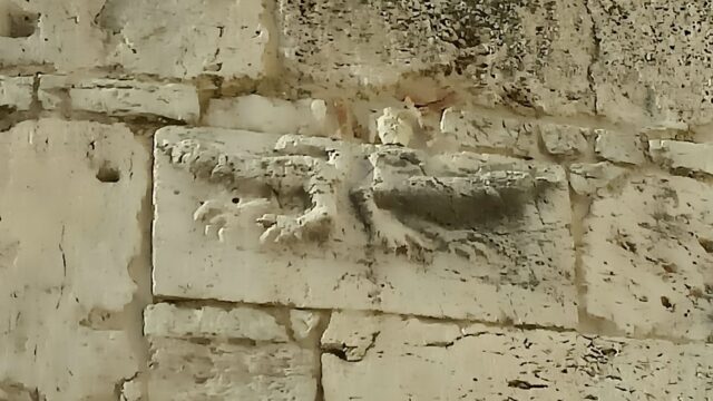 simboli fallici sul Duomo