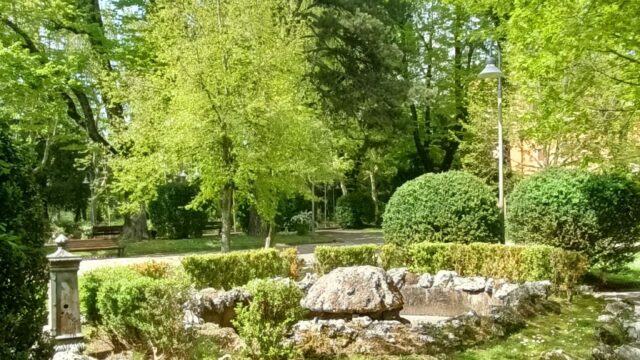 Fontanella e stagno della passeggiata