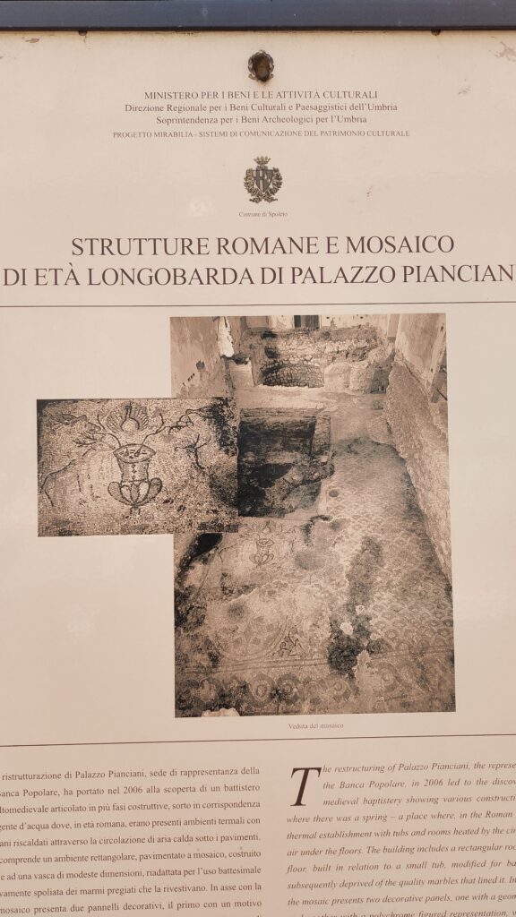 Fonte battesimale sotto Palazzo Pianciani