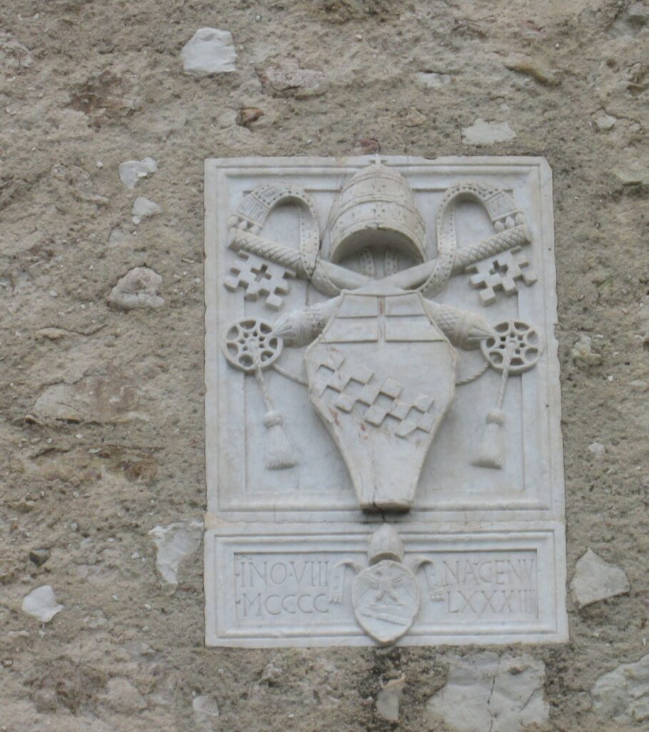 stemma su torre nuova Innocenzo VIII e Cristoforo Bordini