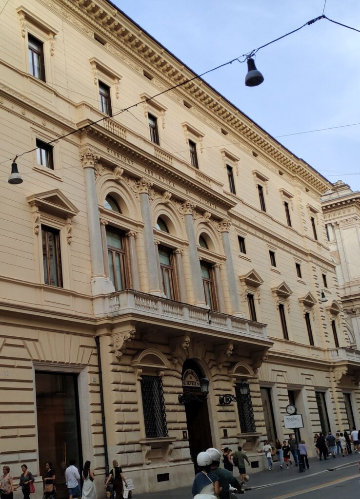 Palazzo Marignoli Roma 2