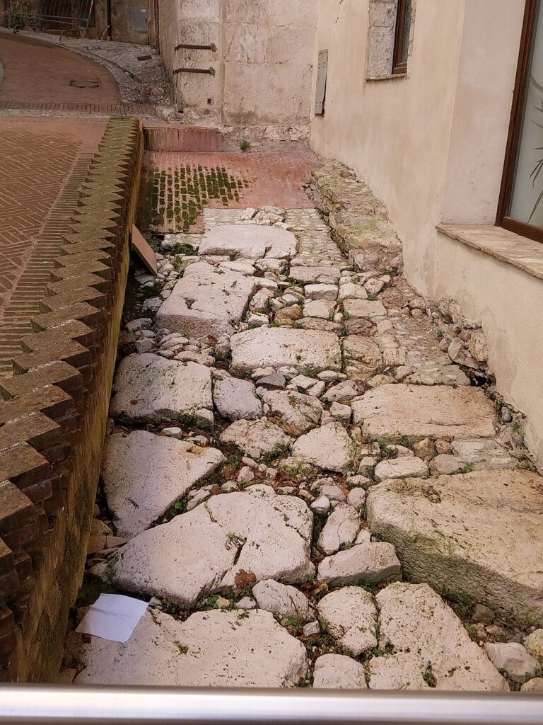 strada romana a Porta Fuga