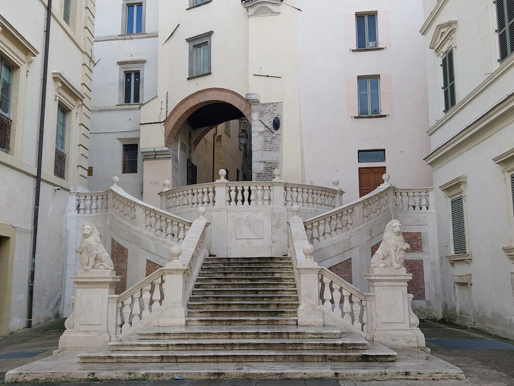 scalinata di Piazza Pianciani