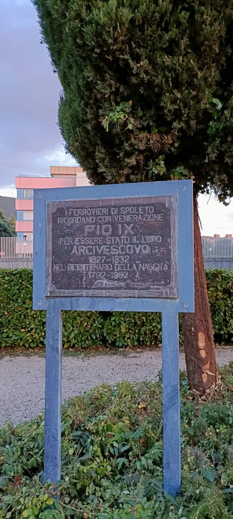 Pio IX alla stazione di Spoleto 2