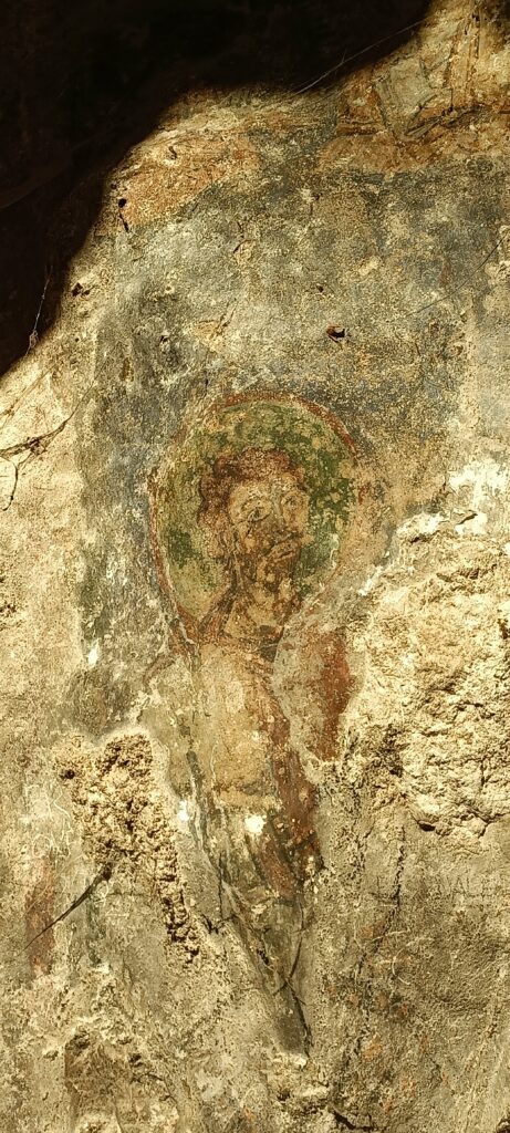 Affresco nella grotta di San Leonardo 1