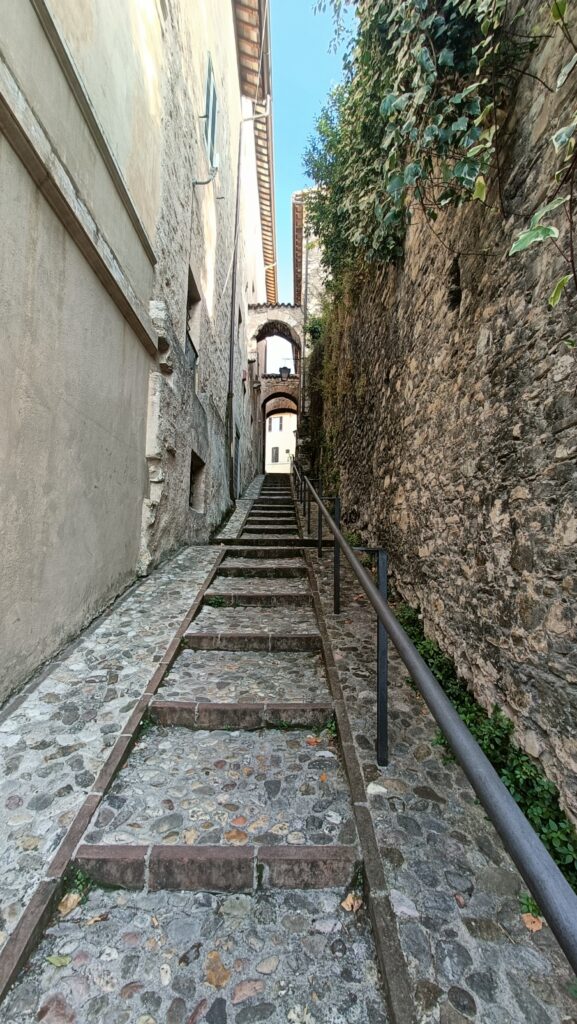 scalinata Filippo Marignoli alta