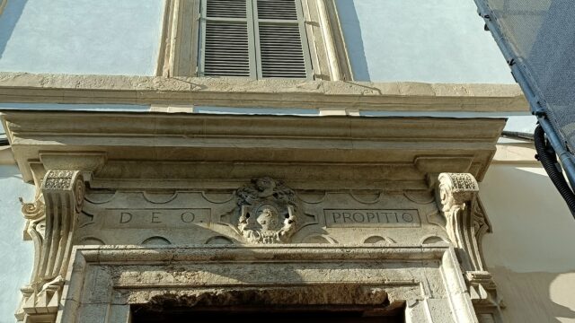Deo propitio