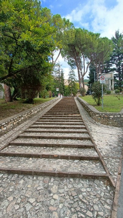 scalinata di Piazza Campello