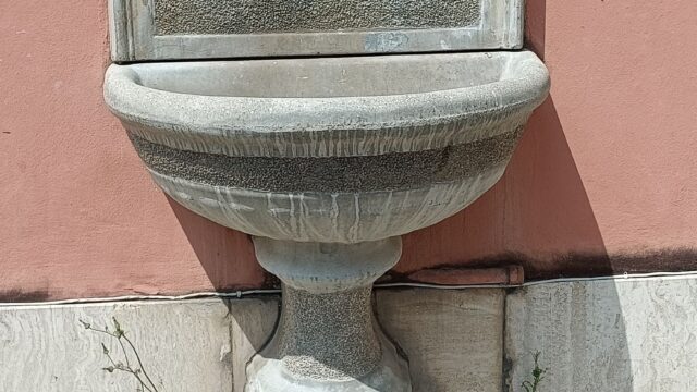 fontanella a Santa Rita