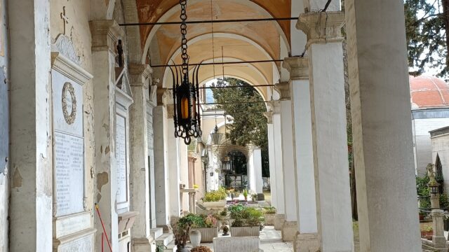 Portici del cimitero di Spoleto