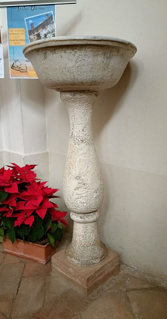 acquasantiera di San Ponziano