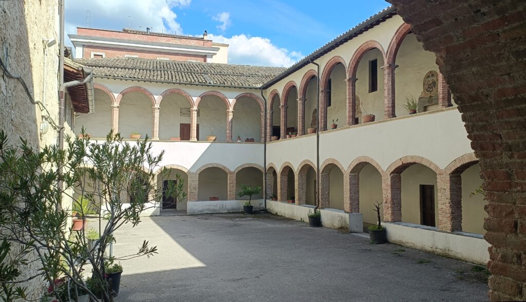 chiostro di san gregorio